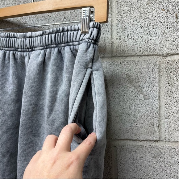 Pretty Little Thing Wide Leg Acid Wash Gray Sweatpants - Picture 6 of 8